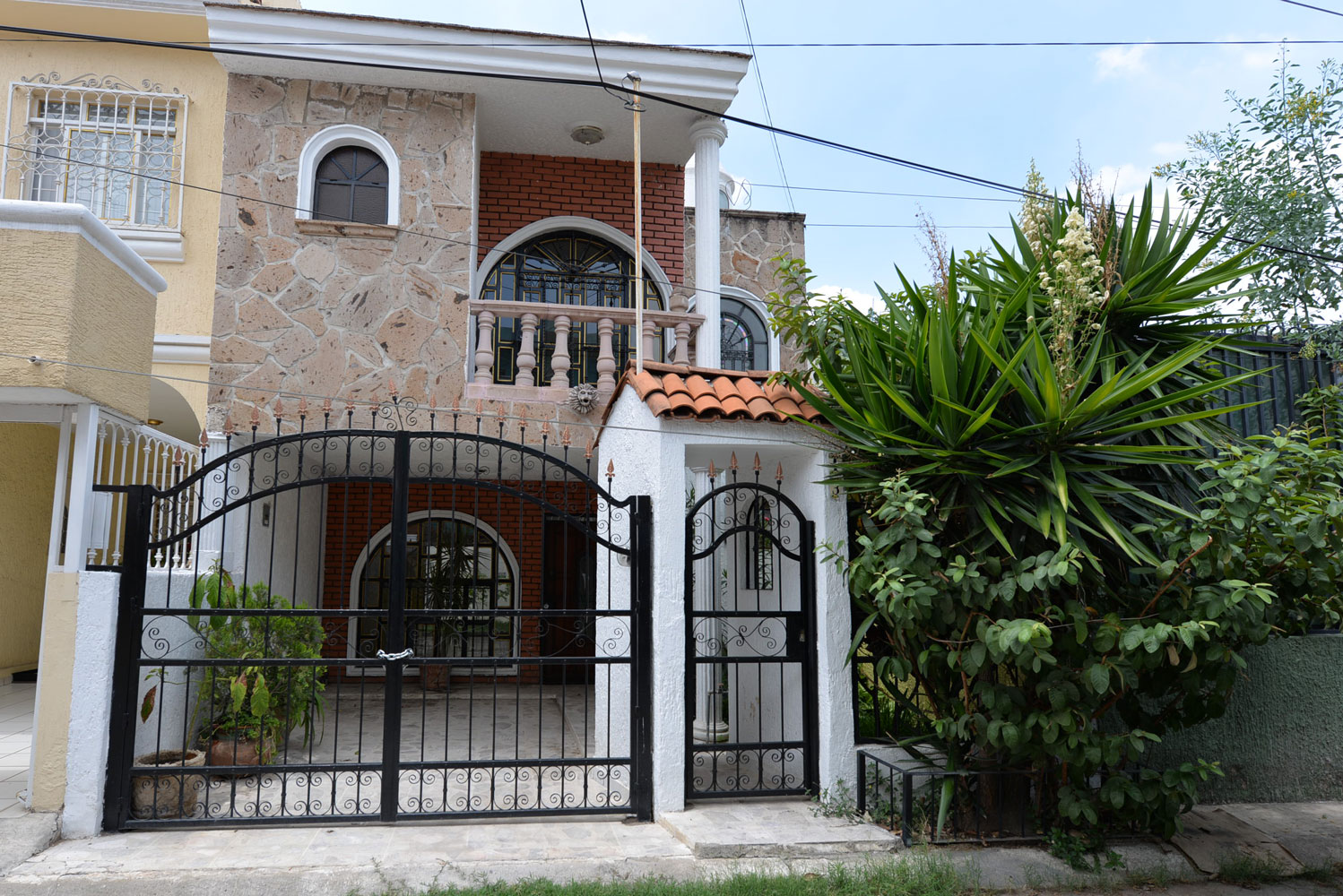 Casa en renta en Cipriano,Campos,Alatorre 939, Parques del