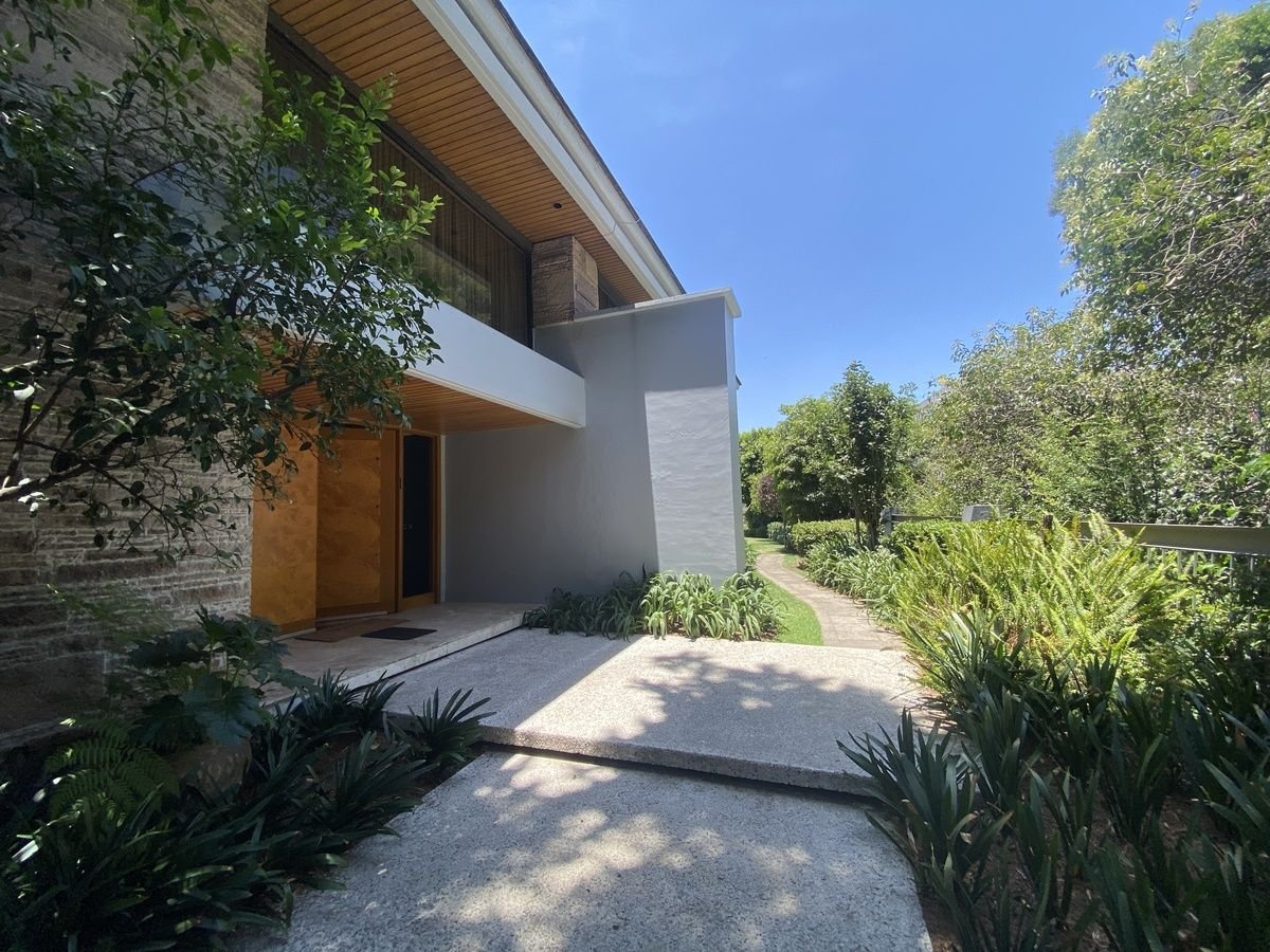CASA EN VENTA EN BOSQUES DE LAS LOMAS