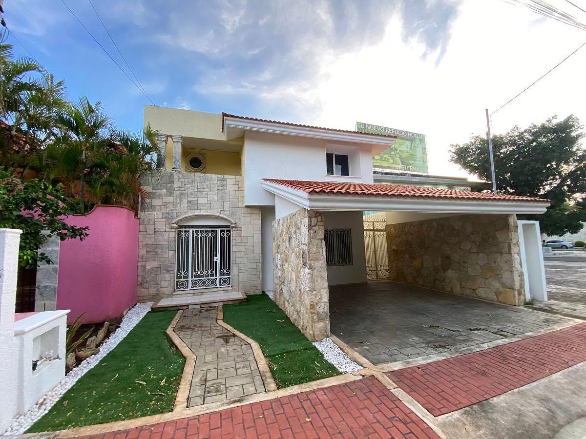 House in MONTERREAL, MéRida, YucatáN