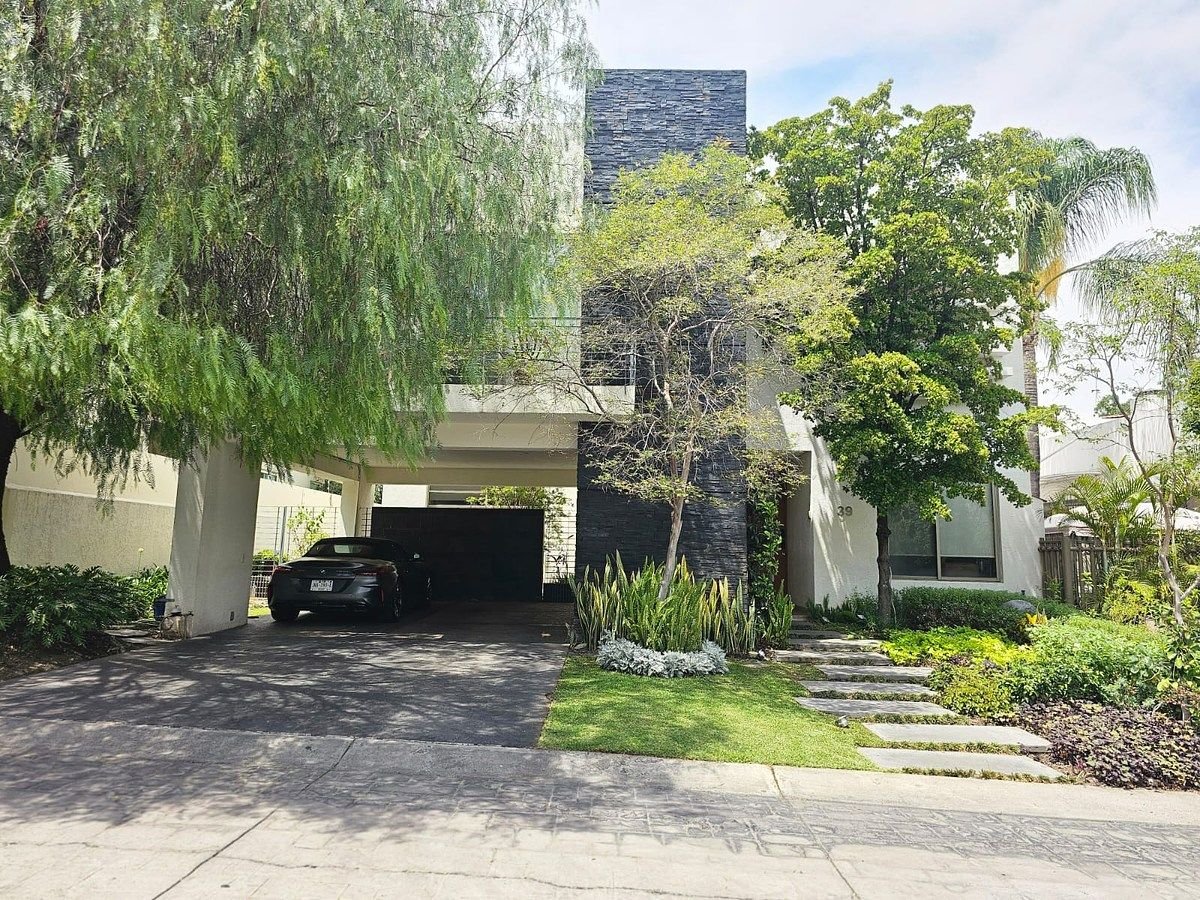 Casa en Venta en Puerta de Hierro - La Ceiba 39