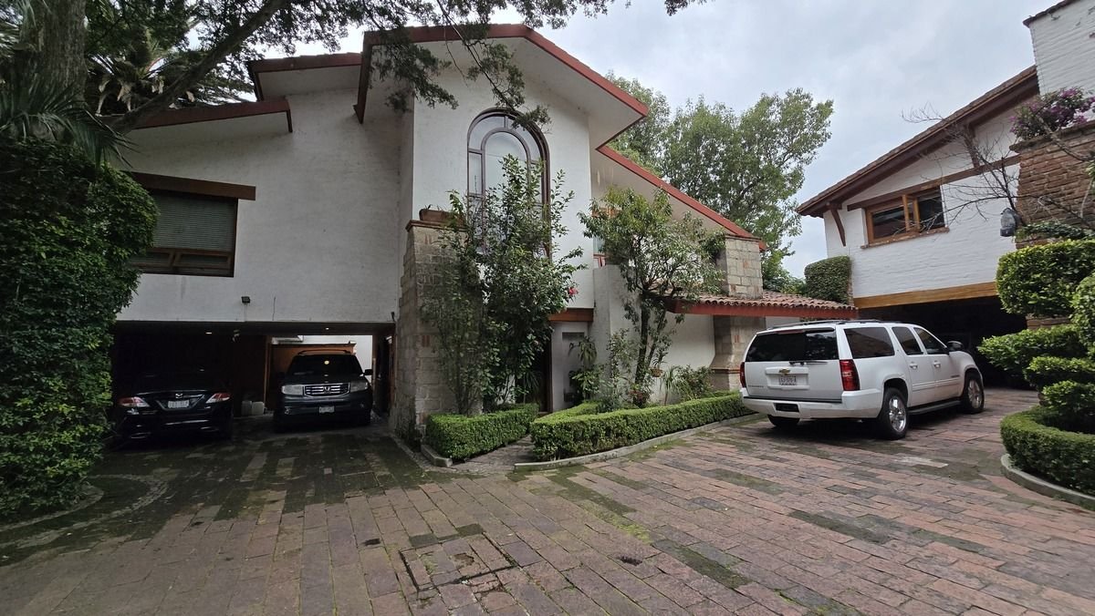 CASA EN VENTA CON JARDIN EN SANTIAGO, SAN JERONIMO LIDICE · foto 2
