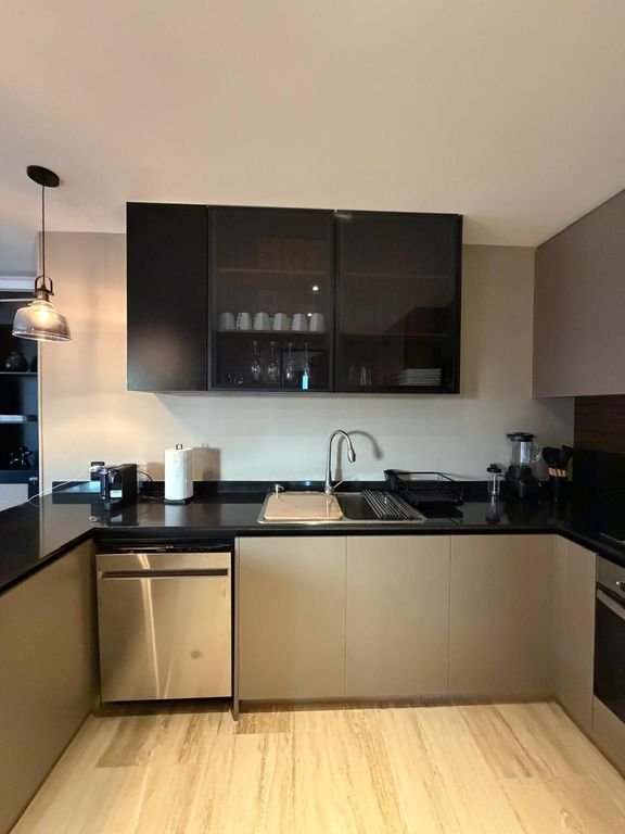 EN RENTA Estrena departamento amueblado en exclusiva zona