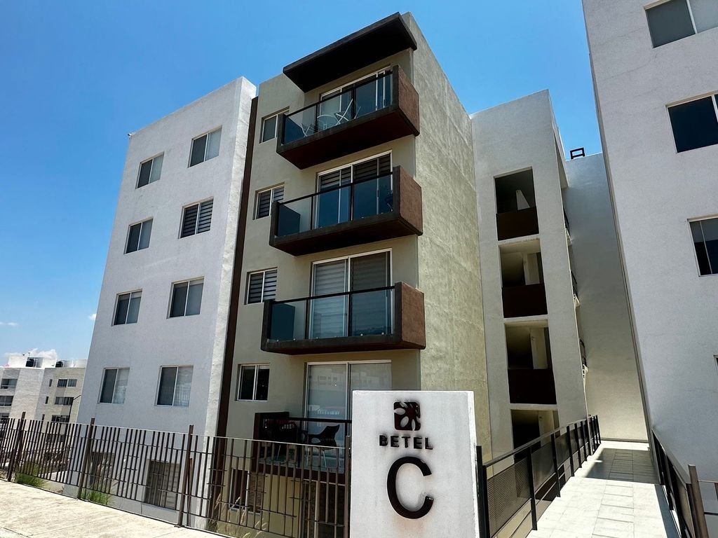 RENTA DEPARTAMENTO 2 RECAMARAS PRIVALIA AMBIENTA PRIVADA SEGURIDAD CERCA JURIQUILLA ALTOZANO ANTEA