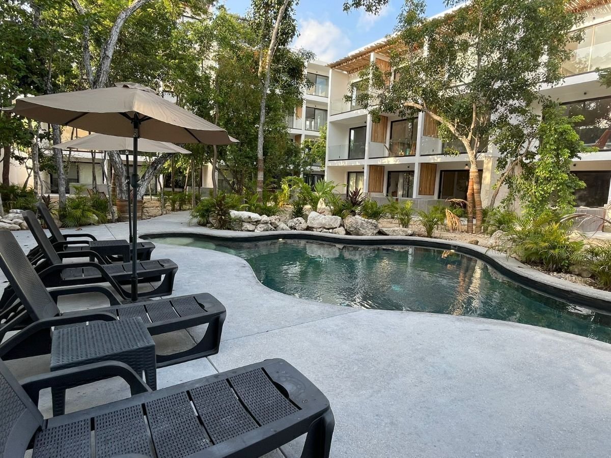 DEPARTAMENTO EN VENTA EN TULUM, QUINTANA ROO. — Tulum