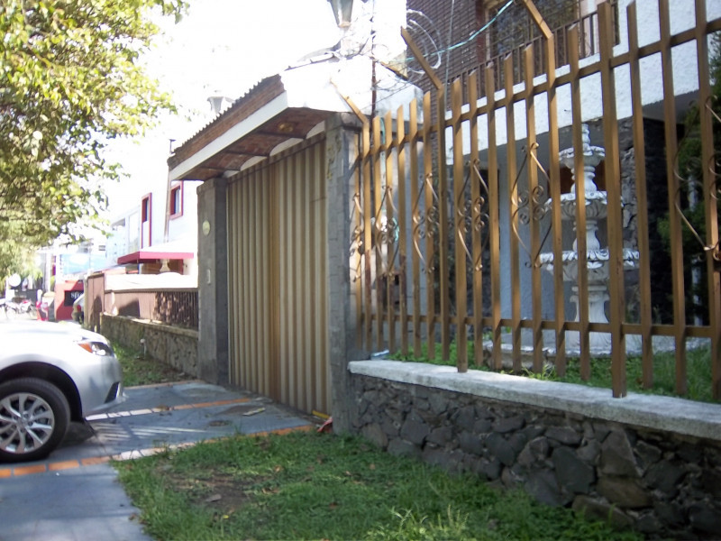 Casas En Venta En Chapalita Las Fuentes Zapopan Propiedades Com