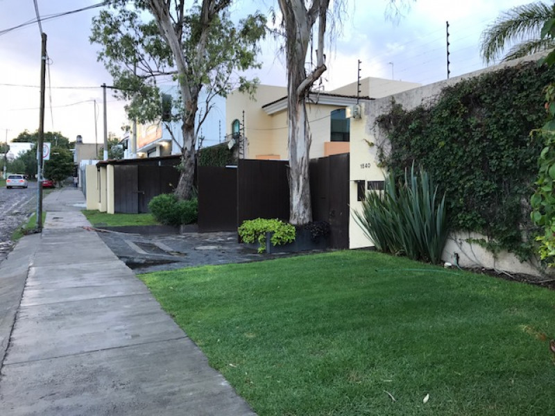Casa en venta en Circunvalacion,Oriente 1540, Ciudad granja, Zapopan, Jalisco Casas y Terrenos
