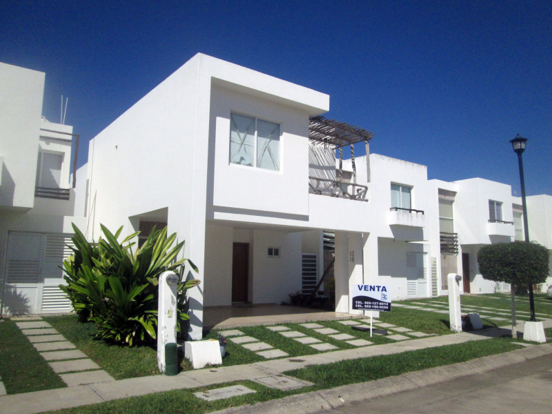 Casa en venta en Sabalo,Cerritos, Marina gardens, Mazatlán, Sinaloa