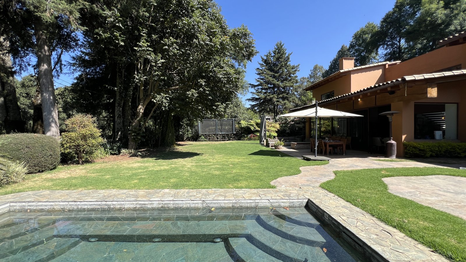 Venta Casa | Rancho Avándaro | Residencia de lujo con vista al golf · foto 5