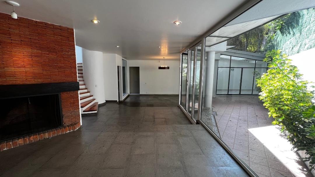 CASA EN VENTA EN BOSQUES DE LAS LOMAS · foto 2