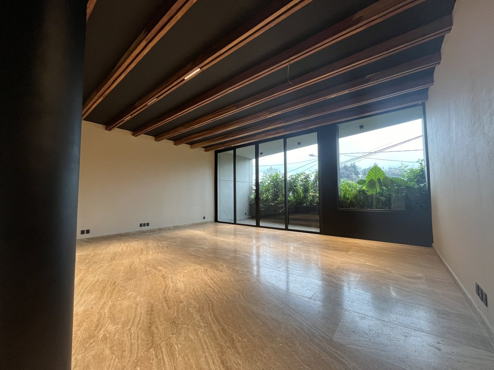 Casa Nueva de Lujo en Venta: Lomas de Tlapexco 96, Lomas de Vista Hermosa · foto 2