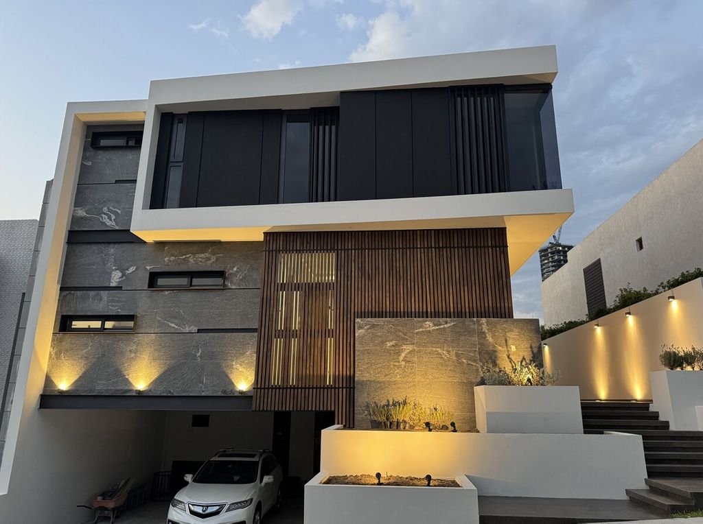 Casa en Puerta del Bosque en Venta en Zapopan nueva · foto 2