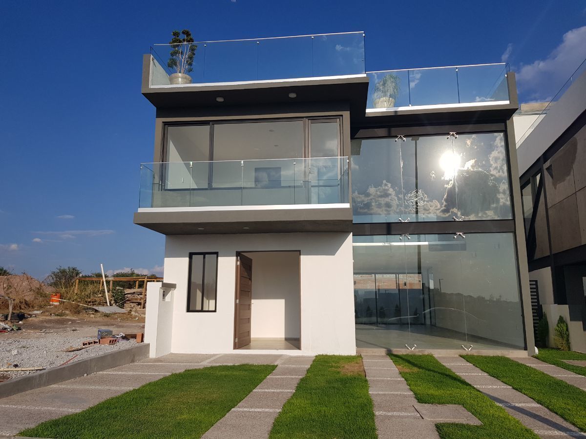 Casas En Venta En Real Del Bosque Corregidora Q Propiedades Com