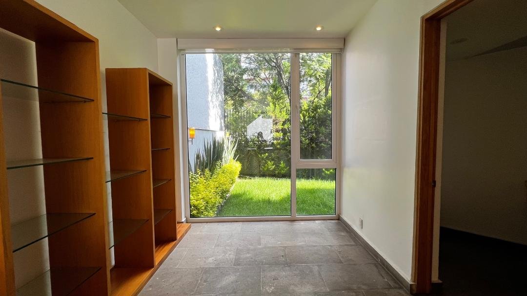CASA EN VENTA EN BOSQUES DE LAS LOMAS · foto 3