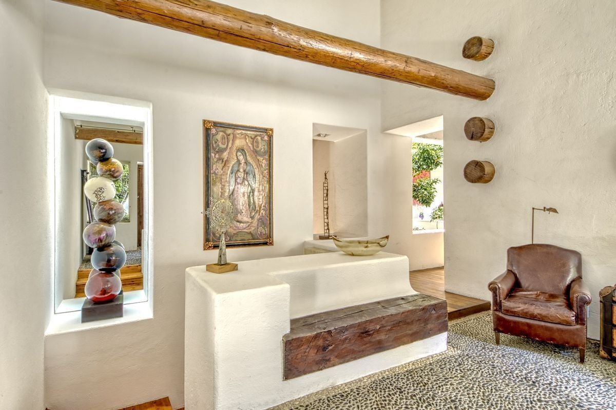 VENTA CASA CON ENCANTO FAMILIAR  EN BOSQUES DE LAS LOMAS   · foto 4