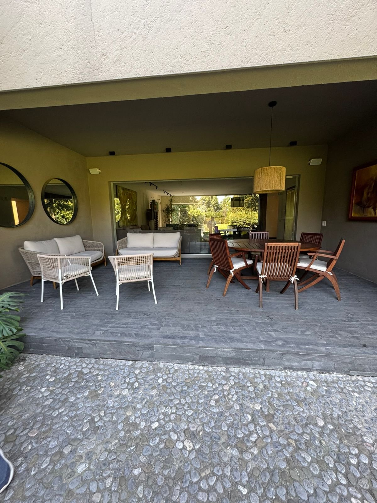 Hermosa casa en venta en Rosaleda, Lomas Altas · foto 4