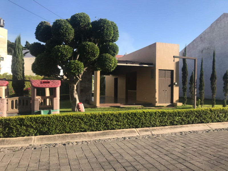 Casa en venta en Calzada,De,Los,Pirules 615, Ciudad granja, Zapopan, Jalisco Casas y Terrenos