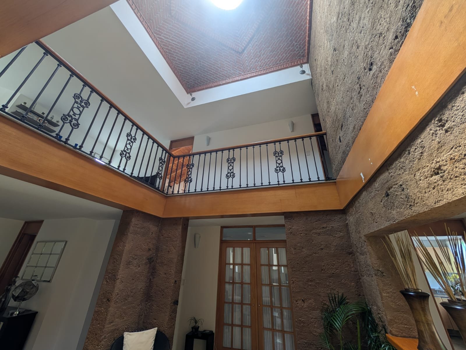 A 80 Seg de Periférico, 4 Cajones, Cuarto de Fiestas y Jardin de 180 Mt Priv. Pedregal, San Jerónimo · foto 5