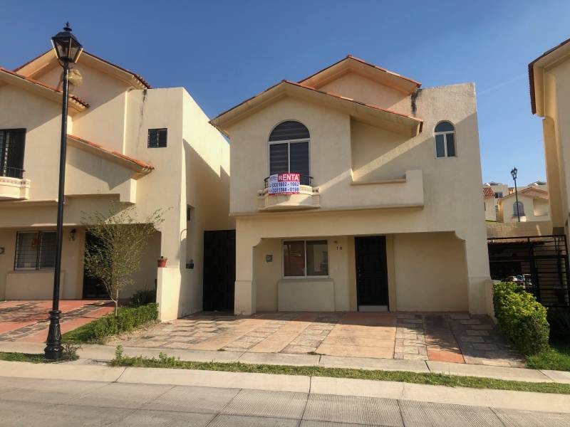 Casa en renta en Alameda, Alta california residencial, Tlajomulco de