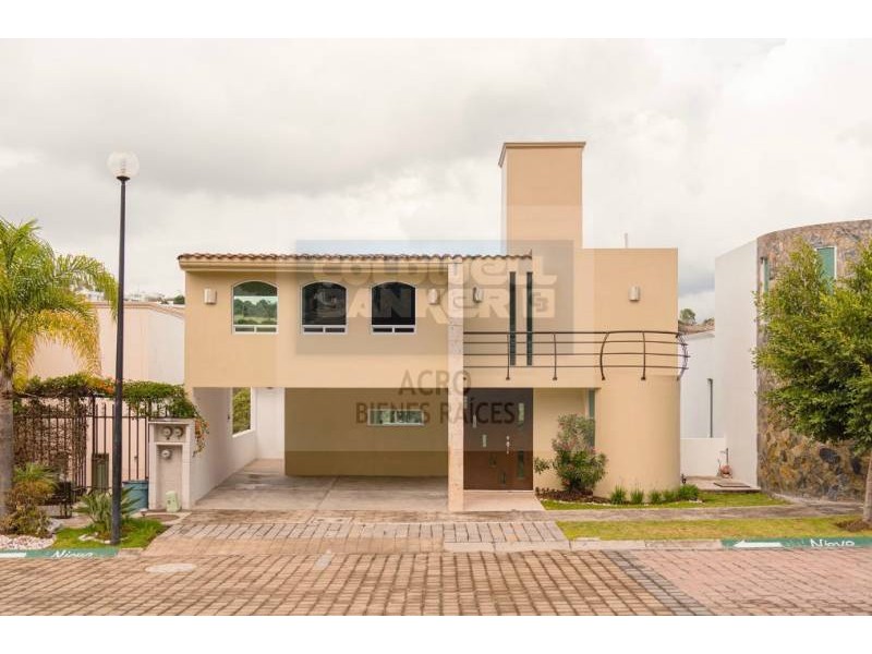 Casa en venta en Prolongación,Hispanosuiza,"fracc.,El,Pedregal,La