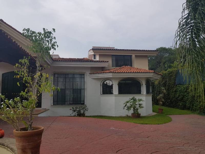 Casa en venta en Jose,Ma.,Martinez 1877, Parajes, Tamazula de Gordiano