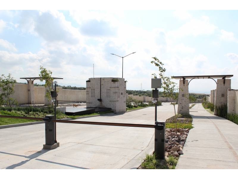 Terreno en venta en Blvd.,Candora, Parque industrial colinas de león, León, Guanajuato Casas y